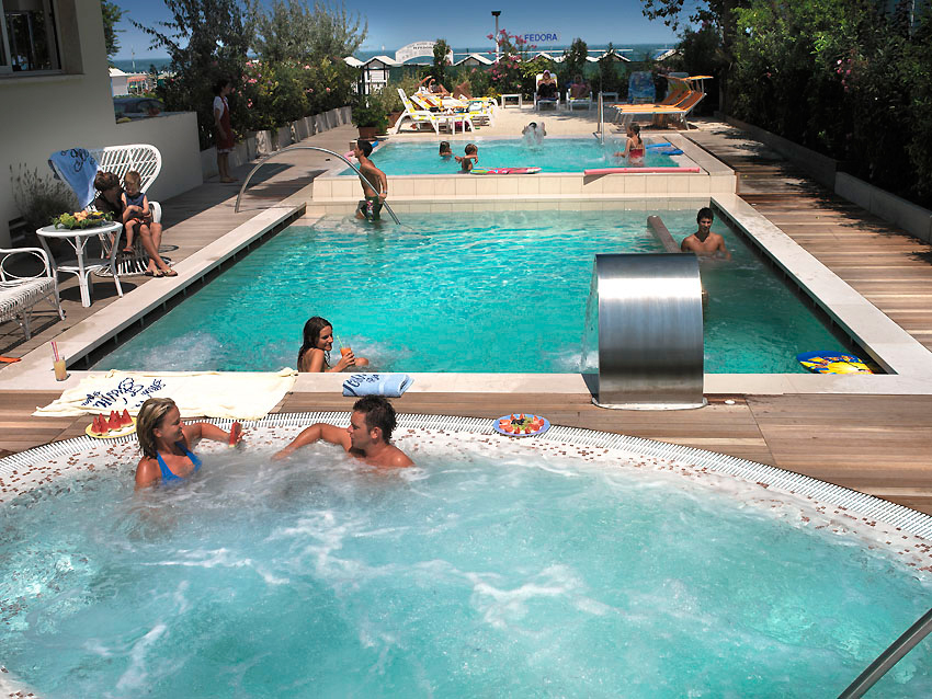 Albergo Con Piscina Riccione Hotel Capodanno Rimini